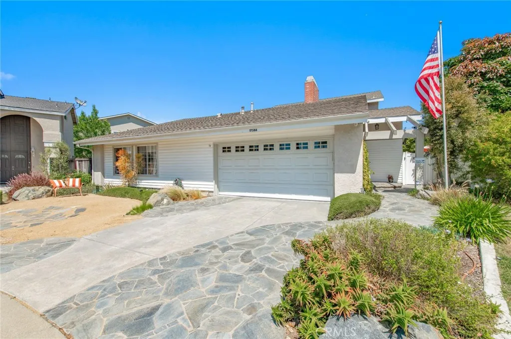 17586 Lebanon Cir, Irvine, CA 92614 photo 3