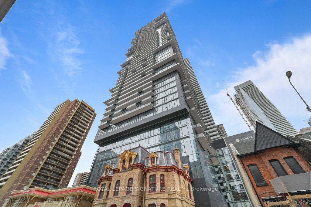 2406-634 Church Street, Toronto, ON, M4Y 2G3
