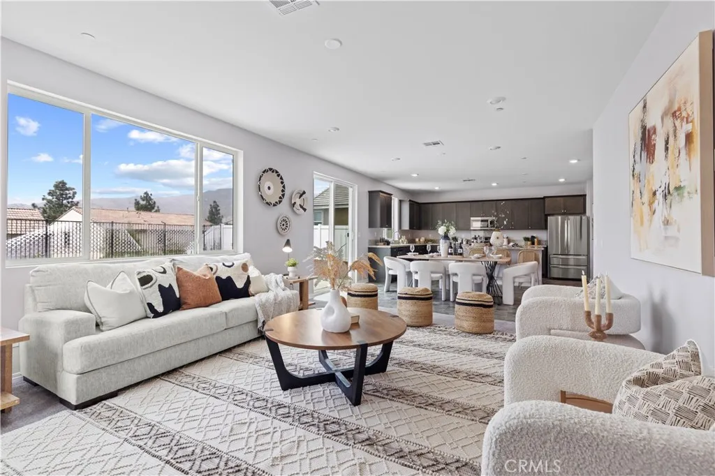 Additional image 101 of 2957 Flagstaff Dr, Jurupa Valley, CA 92509