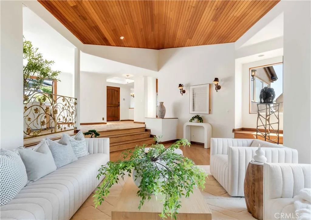 Additional image 111 of 1992 San Remo Dr, Laguna Beach, CA 92651