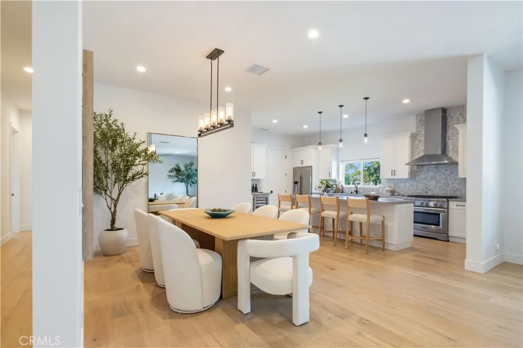 Additional image 3 of 333 Mesa Drive, Costa Mesa, CA 92627