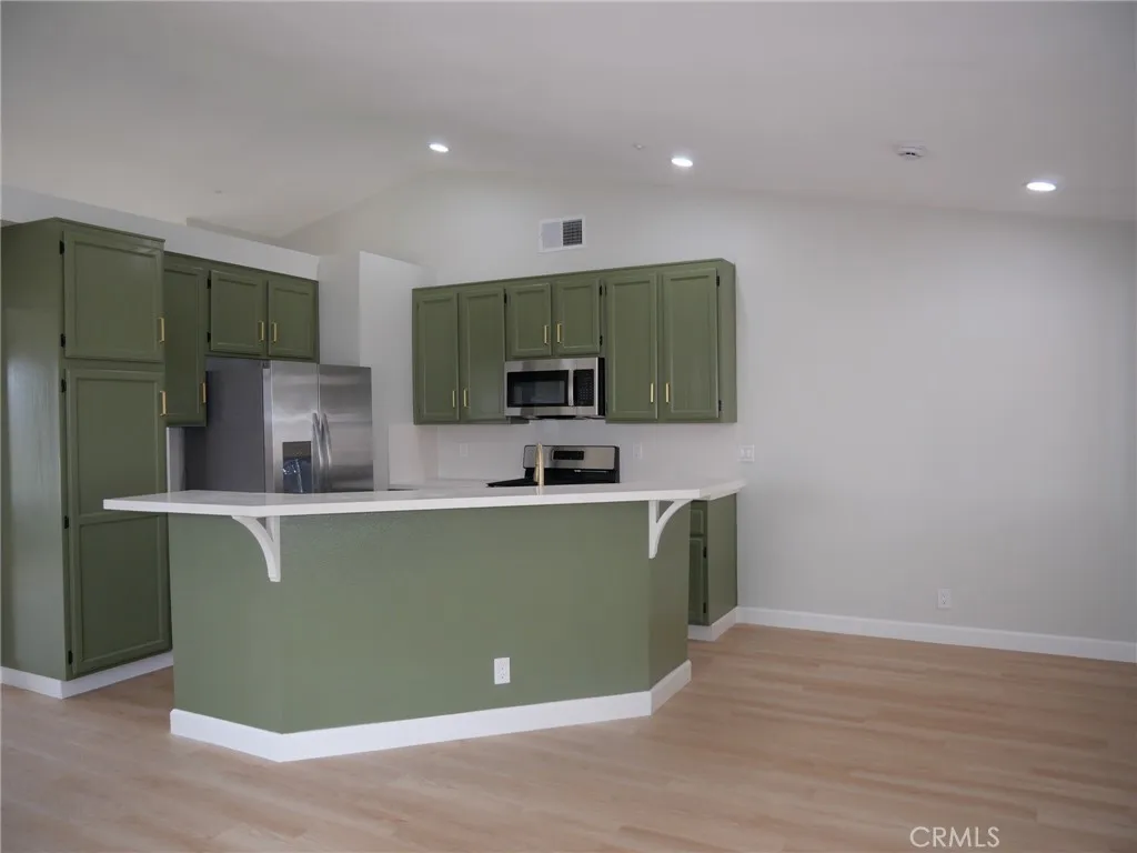 Additional image 60 of 18548 Avion Ln, Bloomington, CA 92316