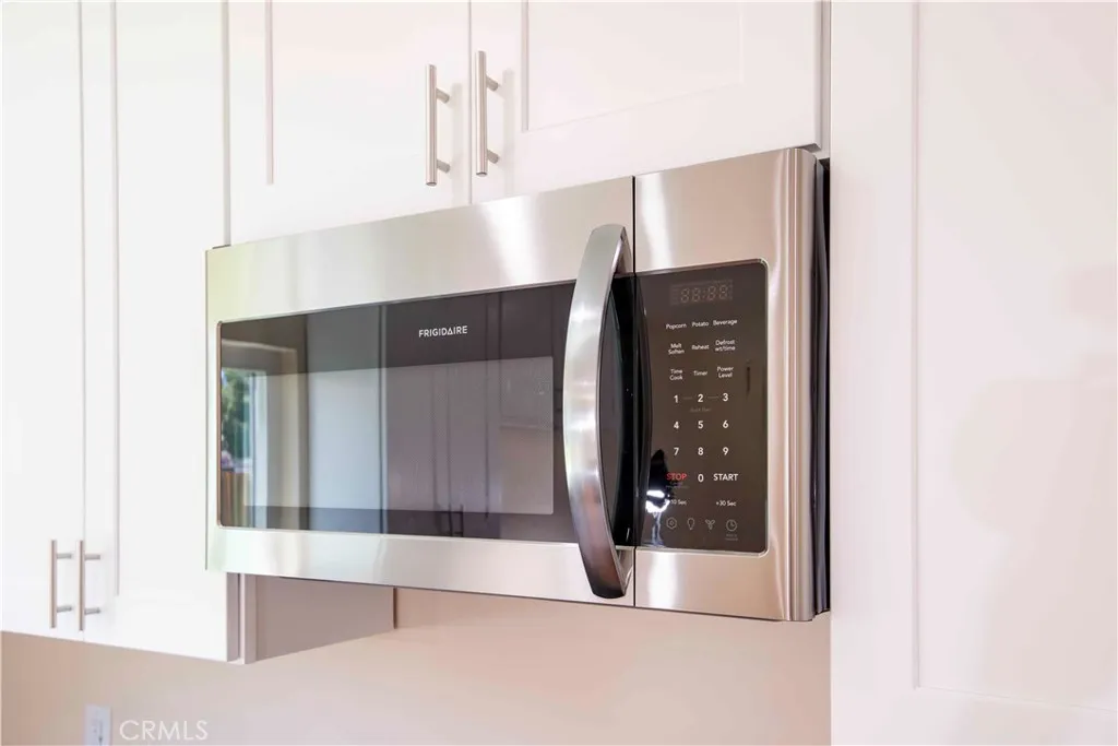 Additional image 131 of 7630 Minstrel Ave, Canoga Park, CA 91304