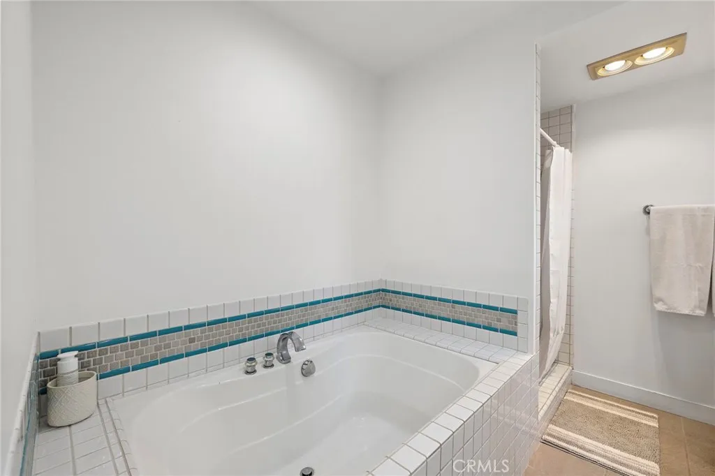 Additional image 19 of 2435 Marseilles Way, Costa Mesa, CA 92627