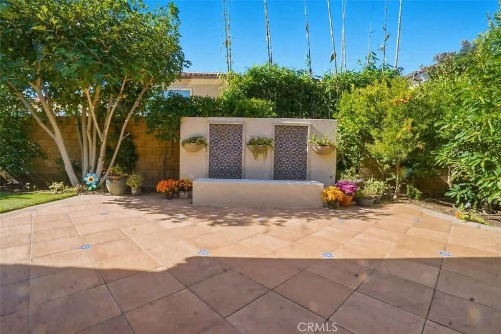 Additional image 84 of 65 Rolling Green, Irvine, CA 92620