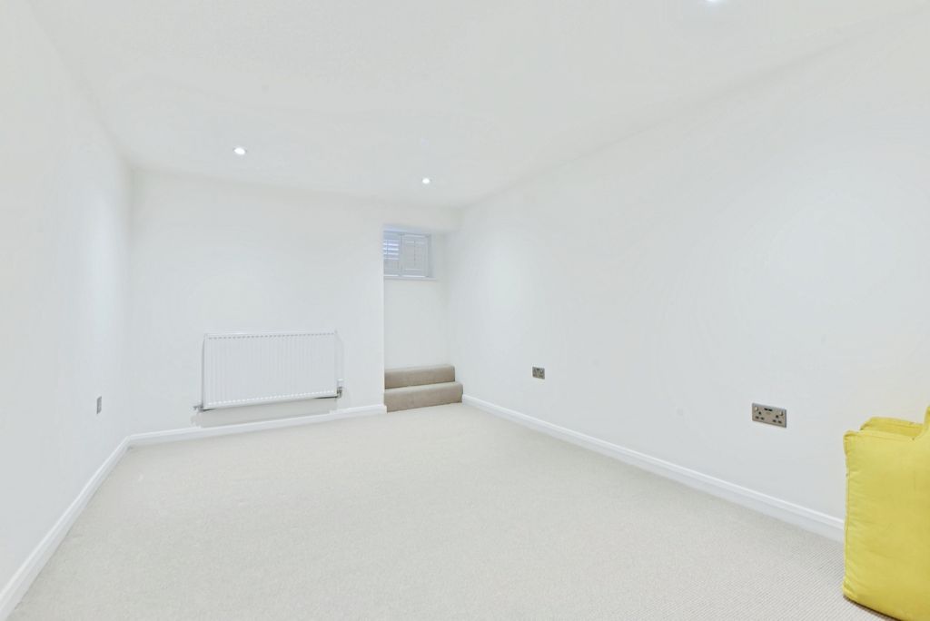 Additional image 16 of 3 bed maisonette for saleLapwing Lane, Manchester M20