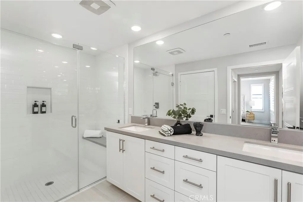 Additional image 43 of 16175 Dawn Way Unit 202, Tustin, CA 92782