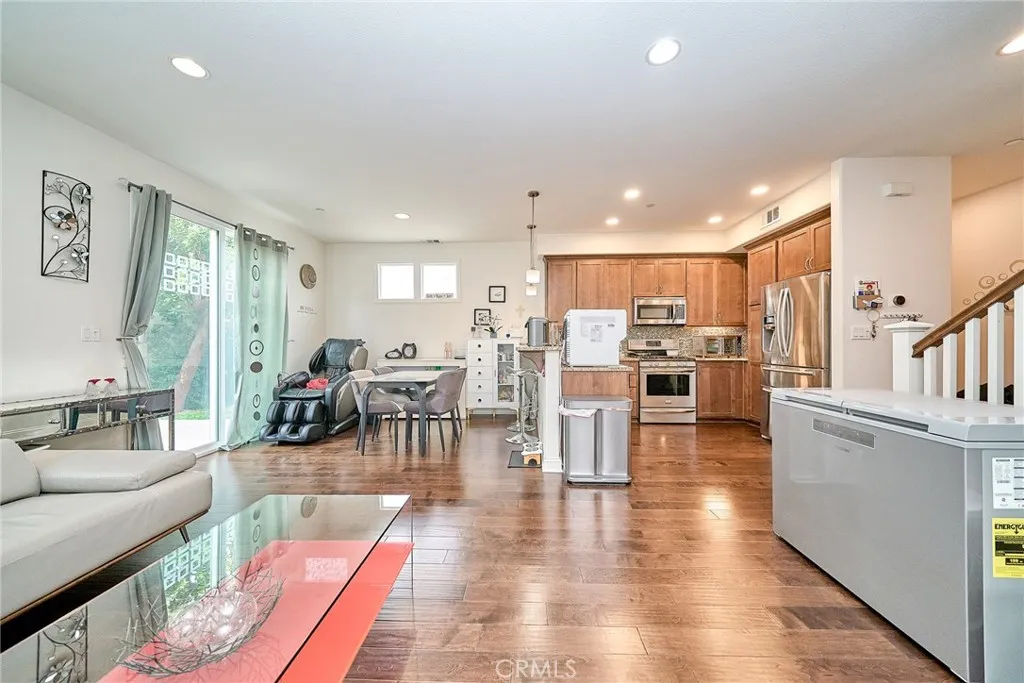 Additional image 55 of 21125 Ingomar Court, Canoga Park, CA 91304