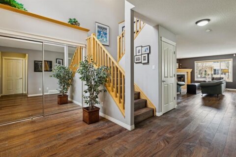 Additional image 8 of 65 Cougarstone Terrace SW, Calgary, AB, T3H 5A1