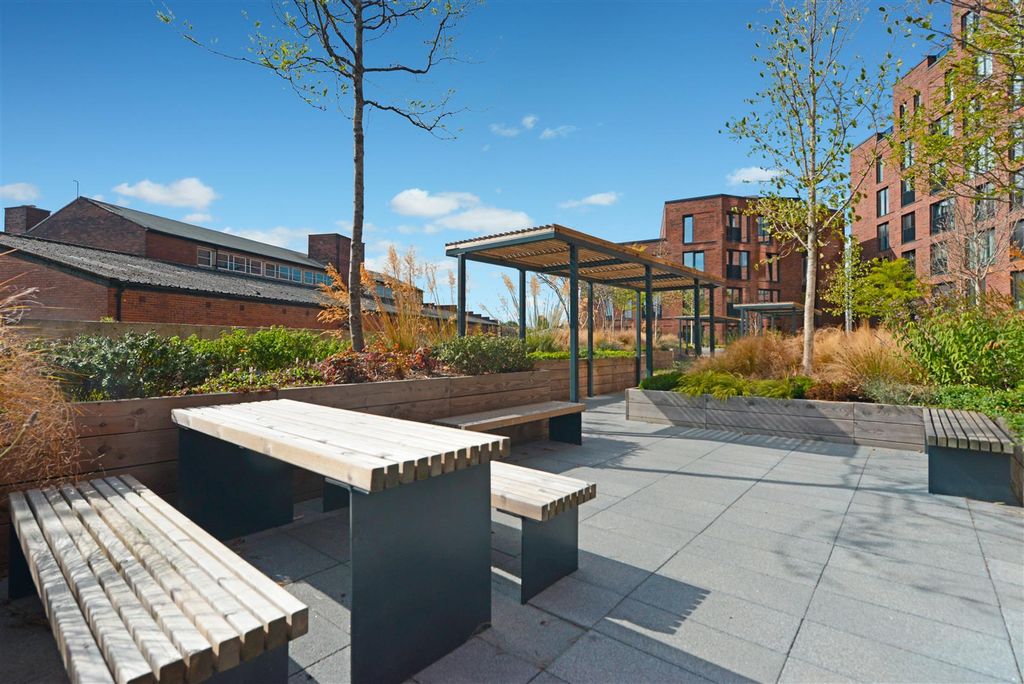 Additional image 16 of 1 bed flat for saleSpringwell Gardens, Leeds LS12
