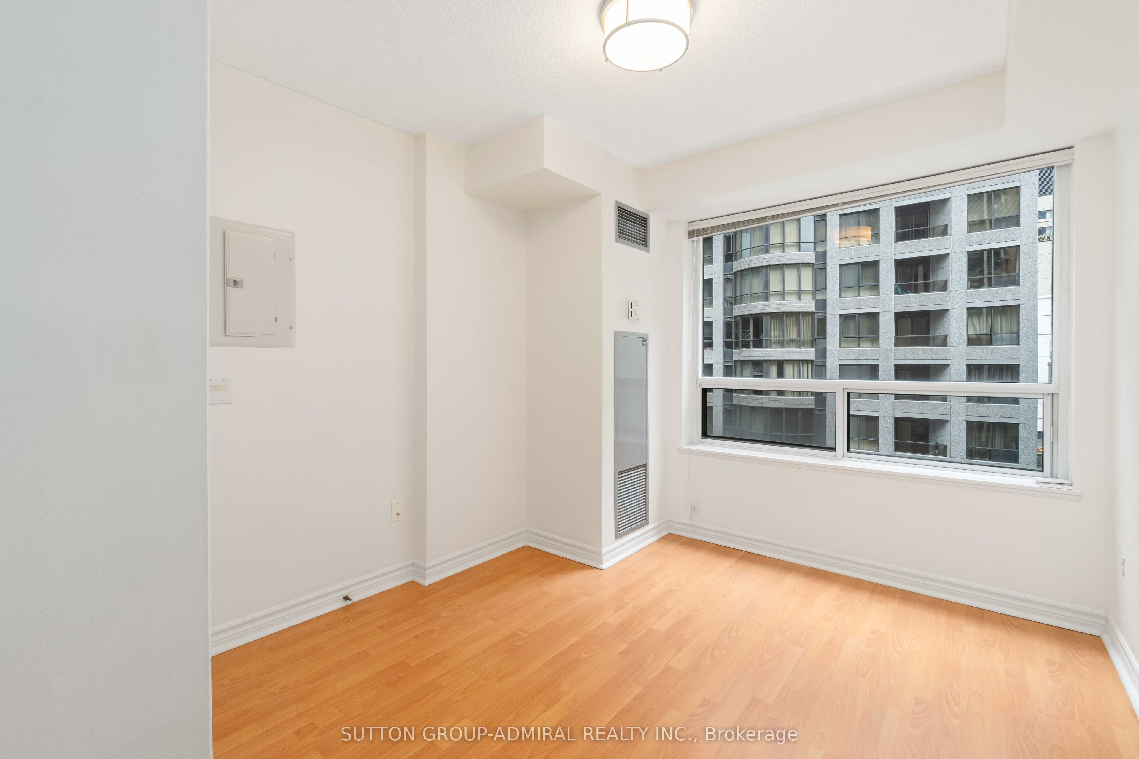 Additional image 6 of 601-30 Hayden Street, Toronto, ON, M4Y 3B8