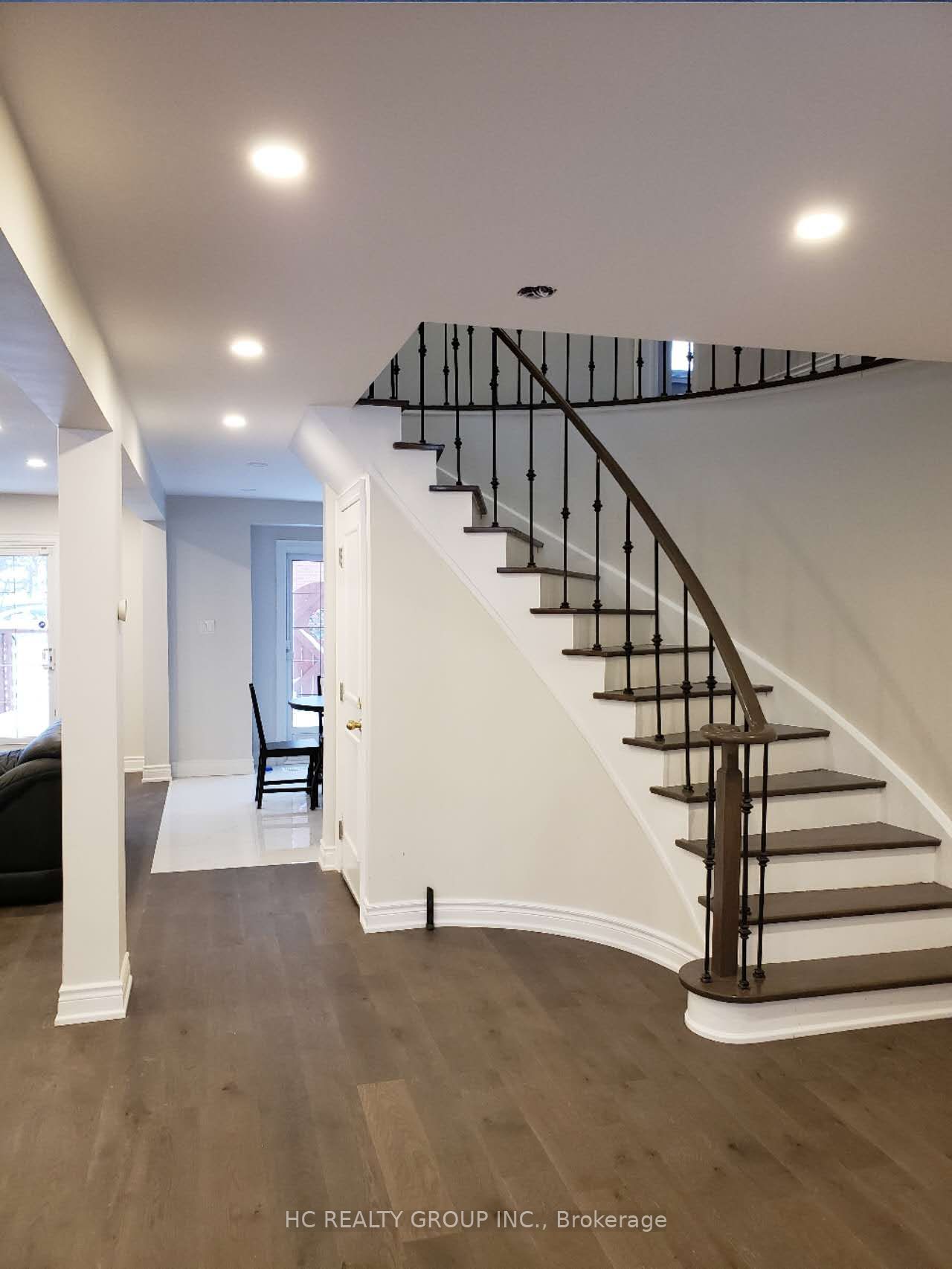 Additional image 3 of Main 2 Barker Court, Markham, ON, L3P 3X8