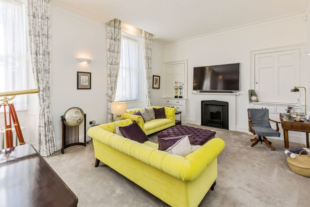 Additional image 7 of 2 bed flat for saleBlencowe Close, Chester CH1