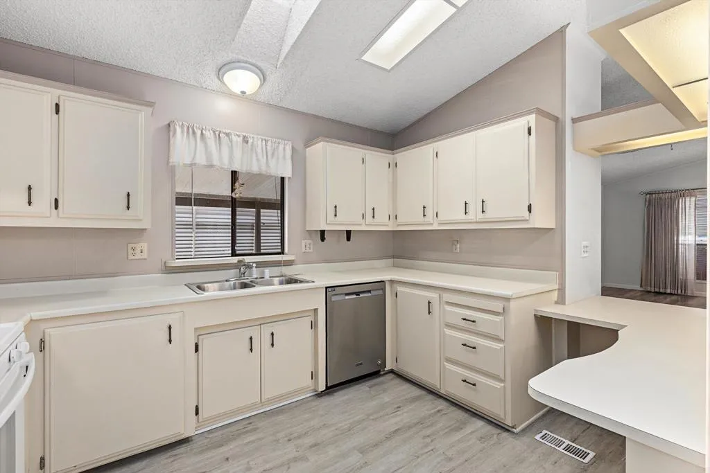 Additional image 10 of 3535 Linda Vista Drive Unit 59, San Marcos, CA 92078
