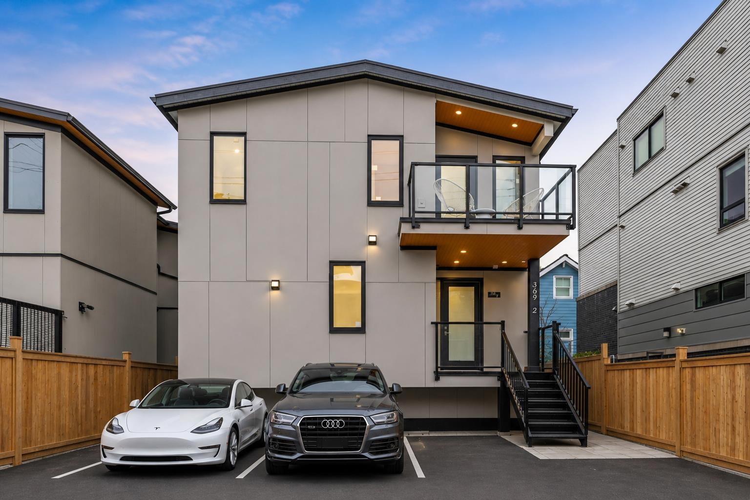 Additional image 2 of 2-369 16th Avenue E, Vancouver, BC, V5T 2T7