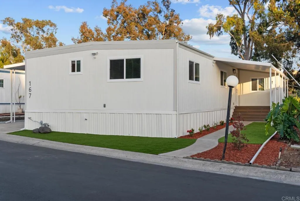 Additional image 39 of 2003 Bayview Heights Drive Unit SPC 167, San Diego, CA 92105