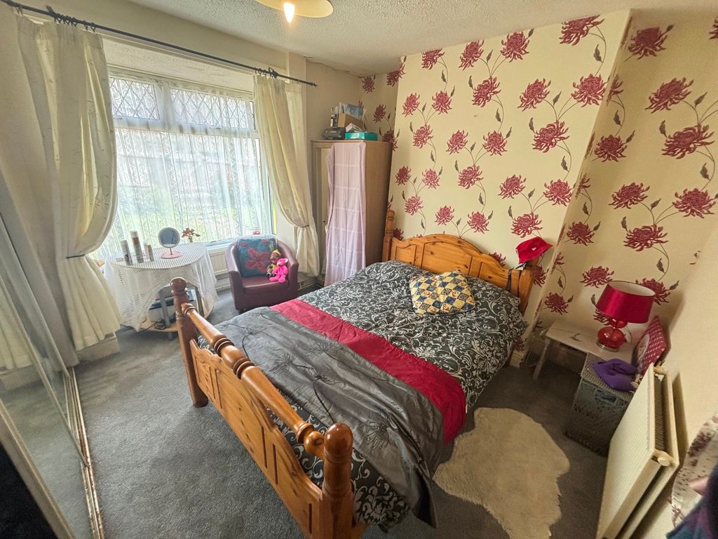 Additional image 21 of 3 bed bungalow for saleTwmpath Road, Pontypool NP4