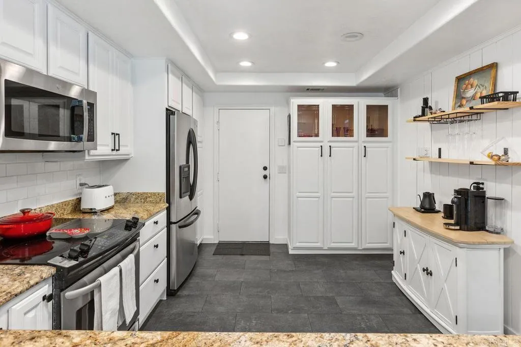 Additional image 15 of 6551 Calle Valperizo, Carlsbad, CA 92009