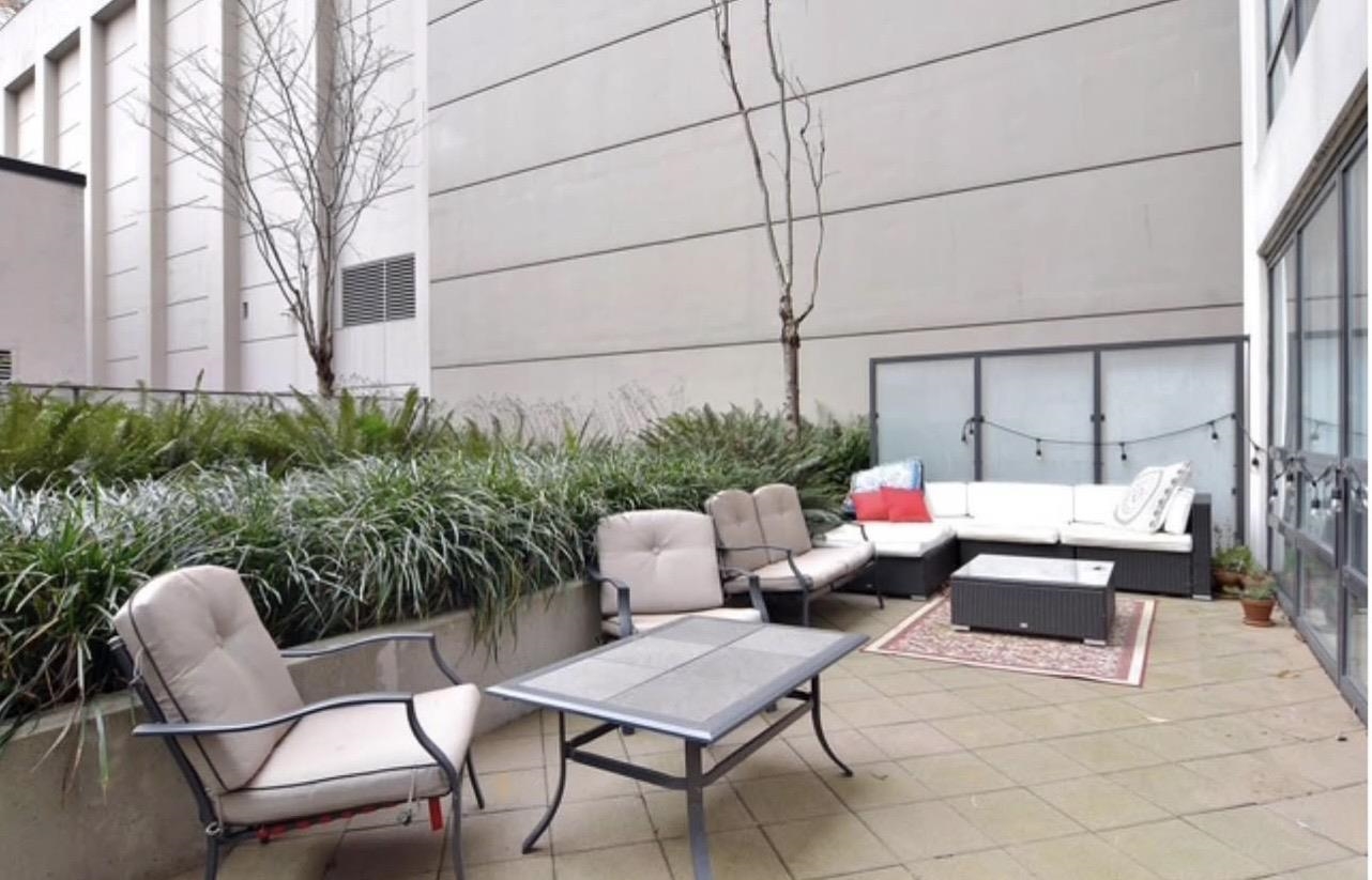 409-933 Hornby Street, Vancouver, BC, V6Z 3G4