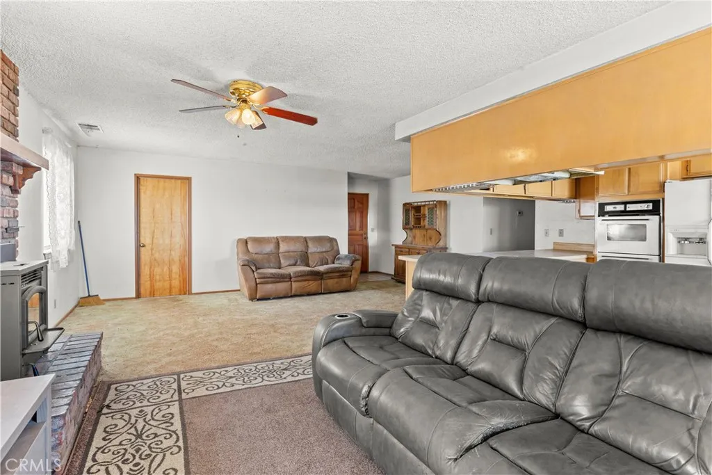 Additional image 7 of 8451 Zohra Canyon Rd, Pinon Hills, CA 92372