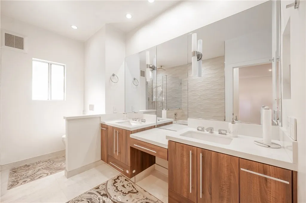 Additional image 49 of 11560 Moorpark Street Unit 204, North Hollywood, CA 91602