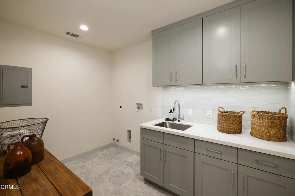 Additional image 16 of 604 De Nova Street, La Canada Flintridge, CA 91011