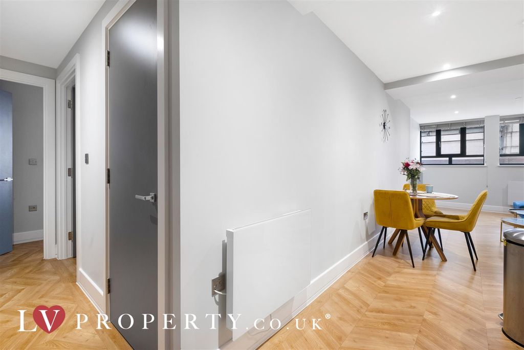 Additional image 5 of 2 bed flat for saleNewhall Street, Birmingham, West Midlands B3