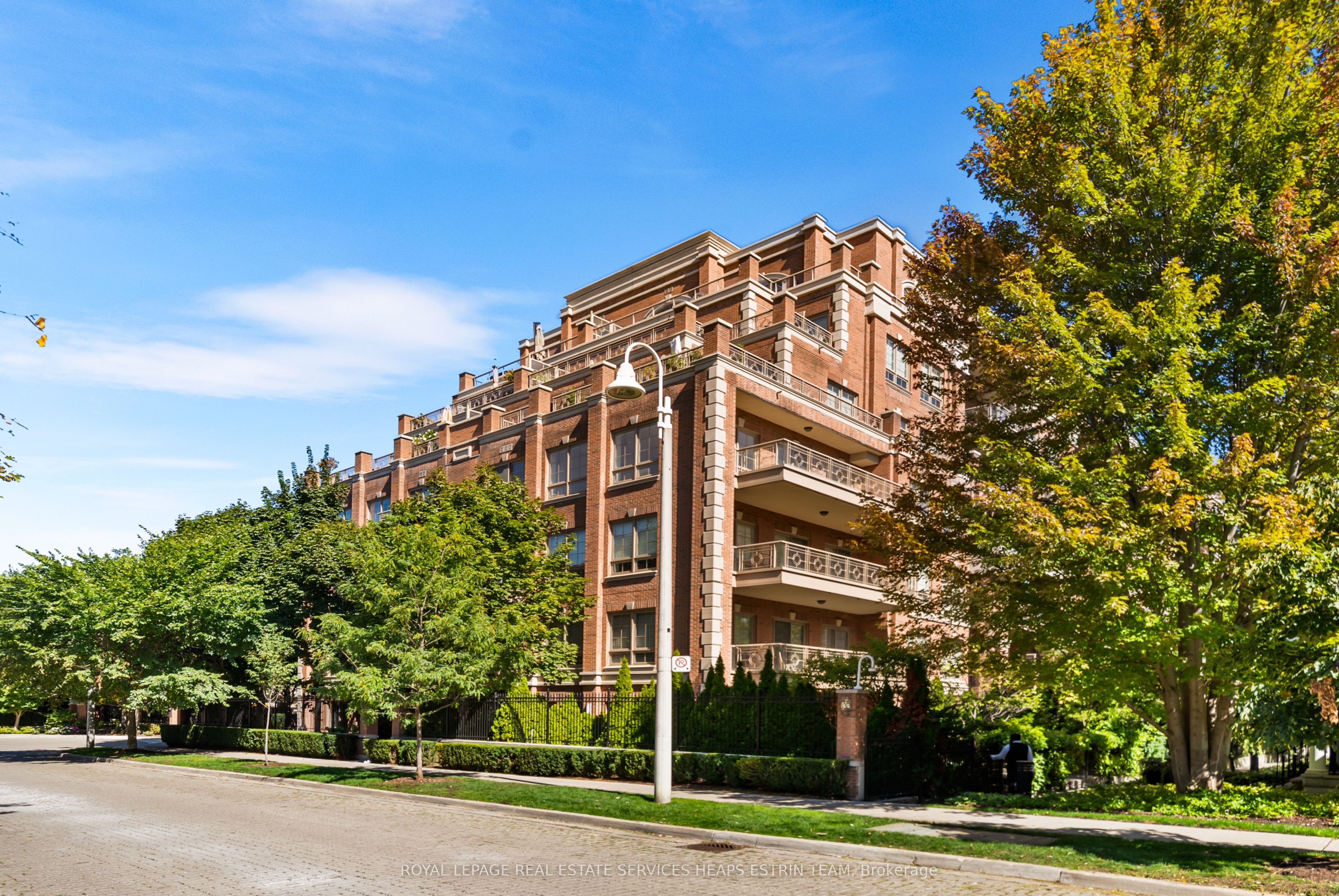 Additional image 2 of RL1-21 Burkebrook Place, Toronto, ON, M4G 0A2