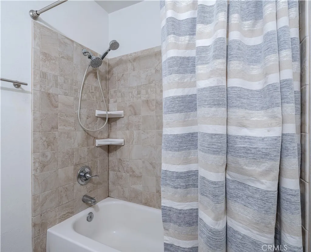 Additional image 17 of 2511 W Sunflower Ave Unit L3, Santa Ana, CA 92704