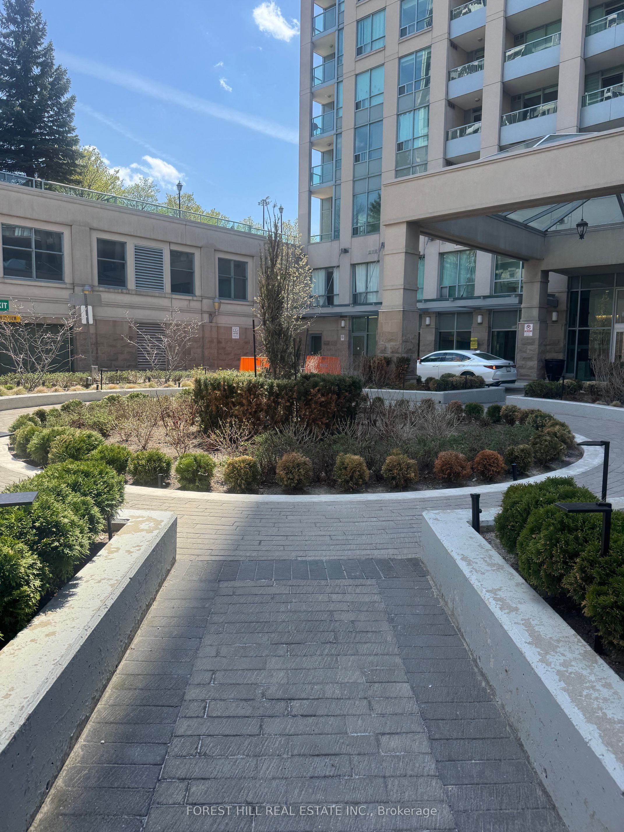 Additional image 2 of 703-17 Barberry Place, Toronto, ON, M2K 1G9