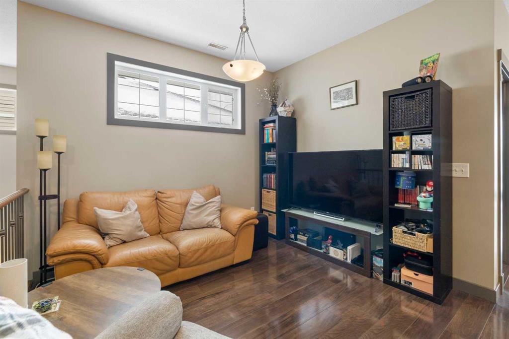 Additional image 6 of 502-8000 Wentworth Drive SW, Calgary, AB, T3H 5K8