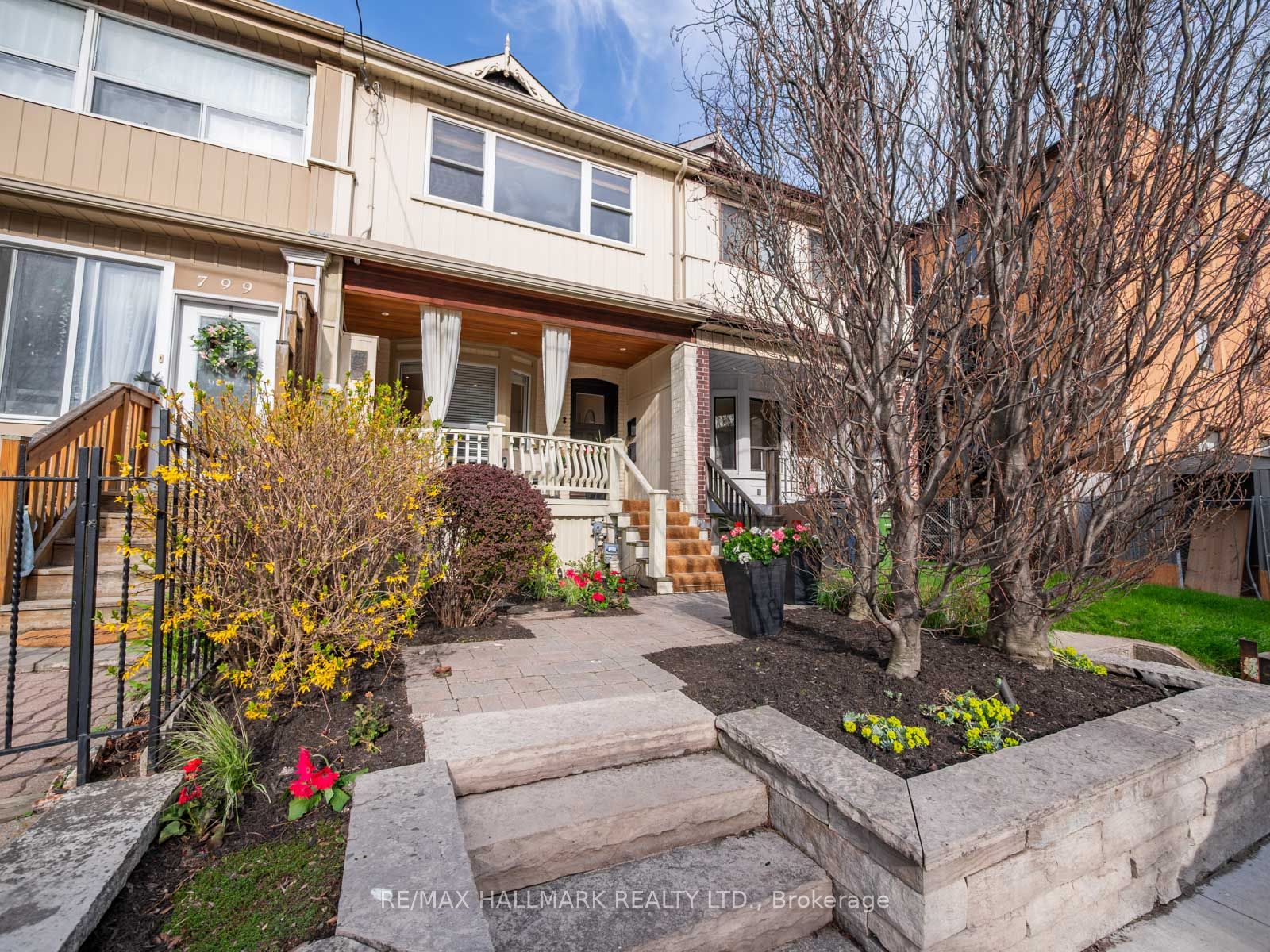 797 Carlaw Avenue, Toronto, ON, M4K 3L1