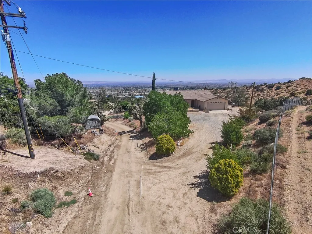 Additional image 26 of 8451 Zohra Canyon Rd, Pinon Hills, CA 92372
