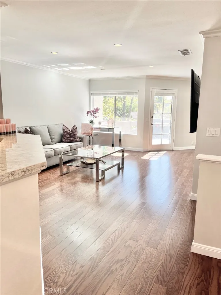 Additional image 87 of 197 Via Colinas, Thousand Oaks, CA 91362