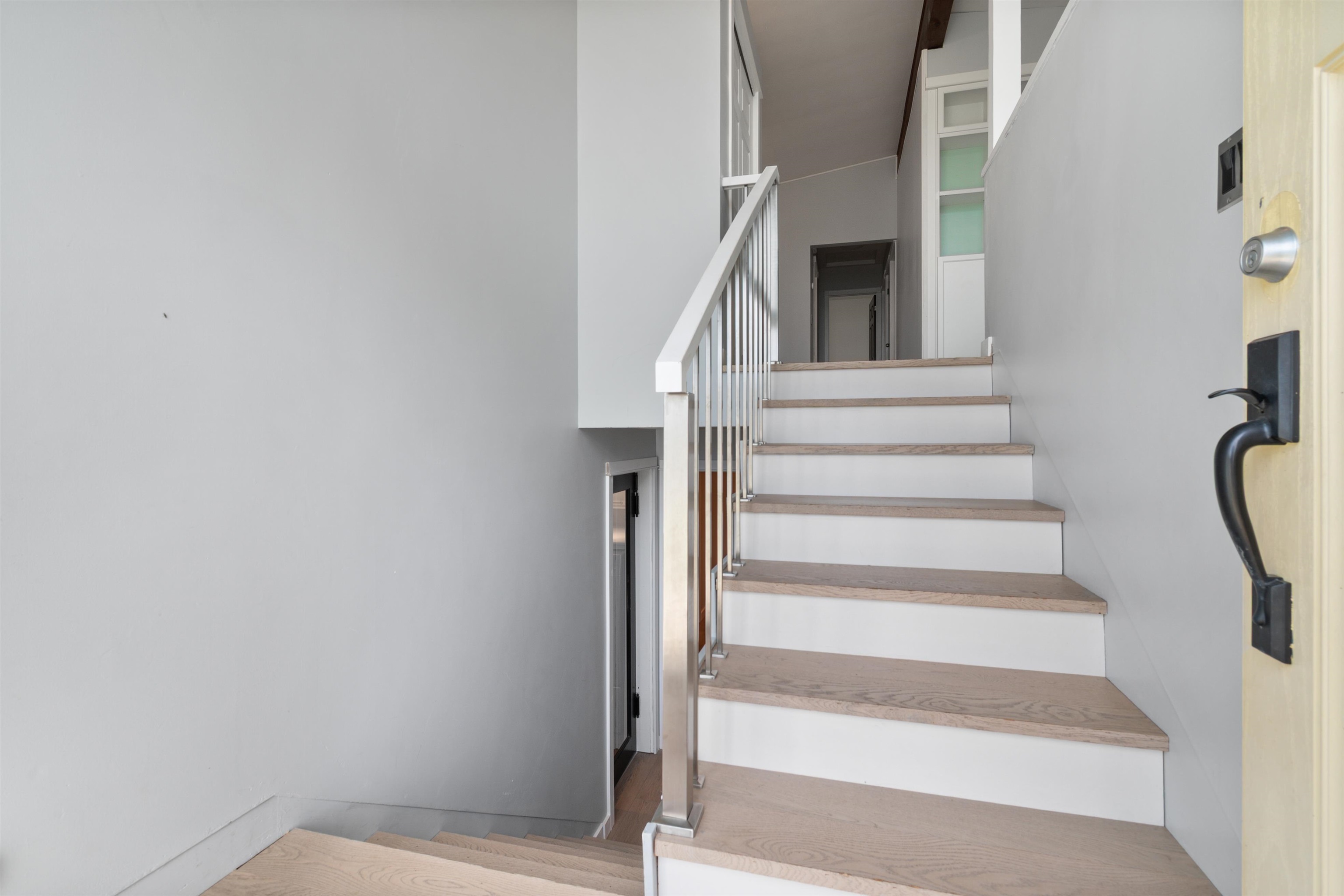 Additional image 6 of 46155 Larch Avenue, Chilliwack, BC, V2P 1E7