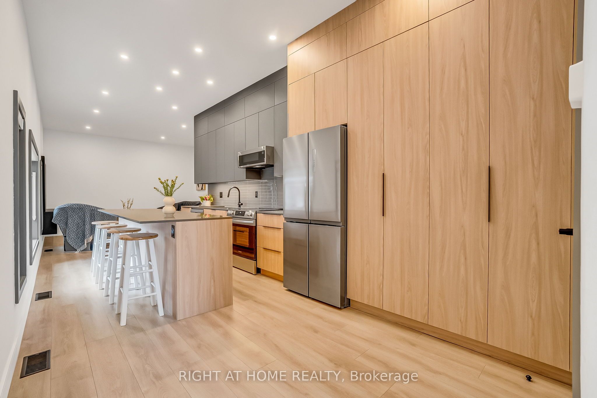Additional image 5 of 1169 Davenport Road, Toronto, ON, M6H 2G6
