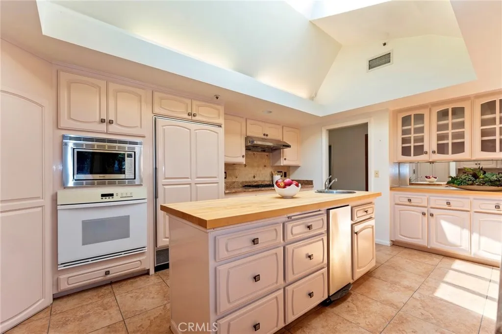 Additional image 10 of 743 E Grandview Ave, Sierra Madre, CA 91024