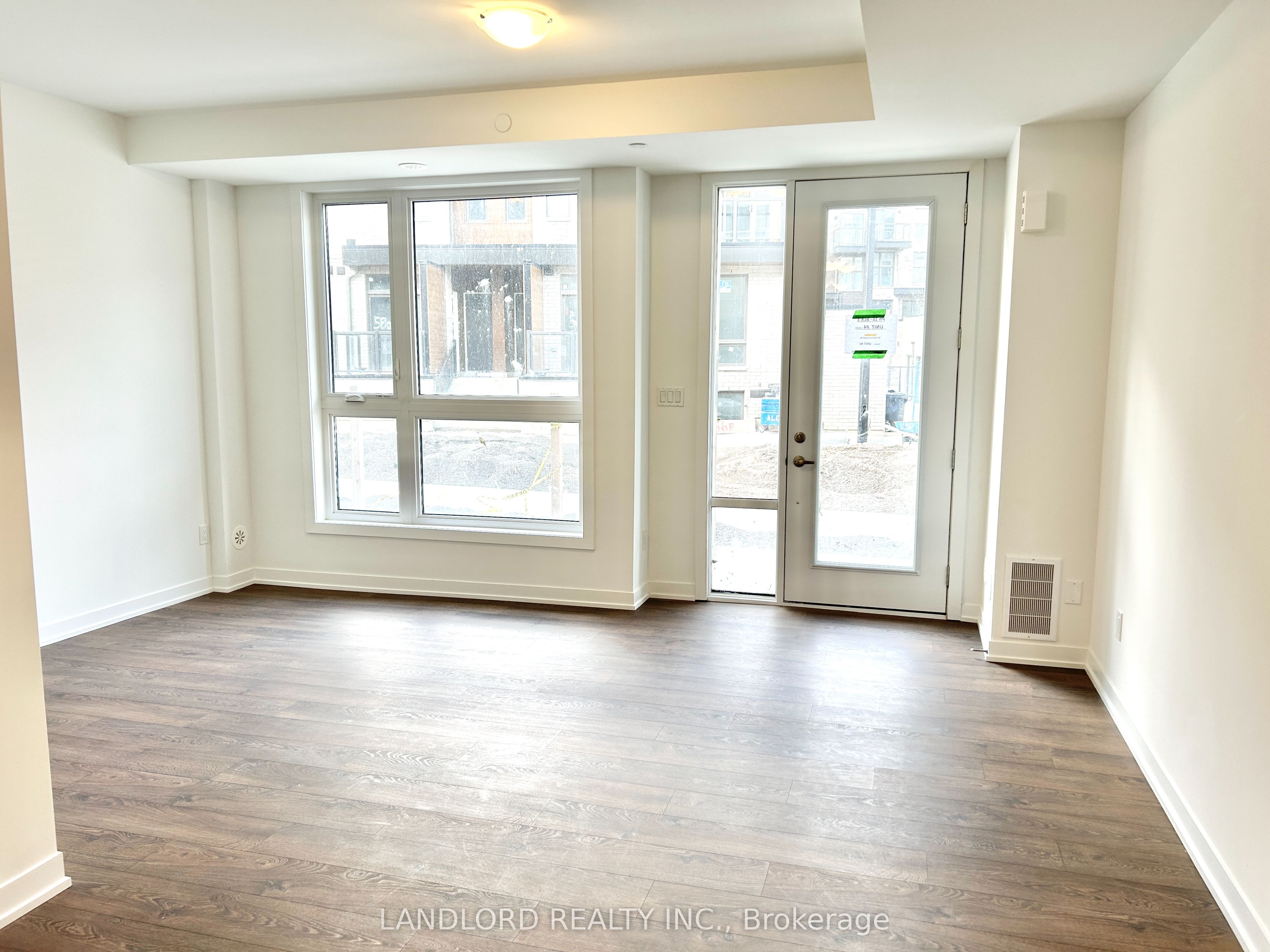 Additional image 6 of 4-88 Turtle Island Road, Toronto, ON, M6A 0E4