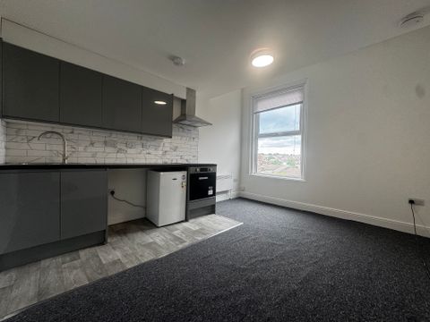 Denzil Avenue, Southampton SO14, Studio to rent