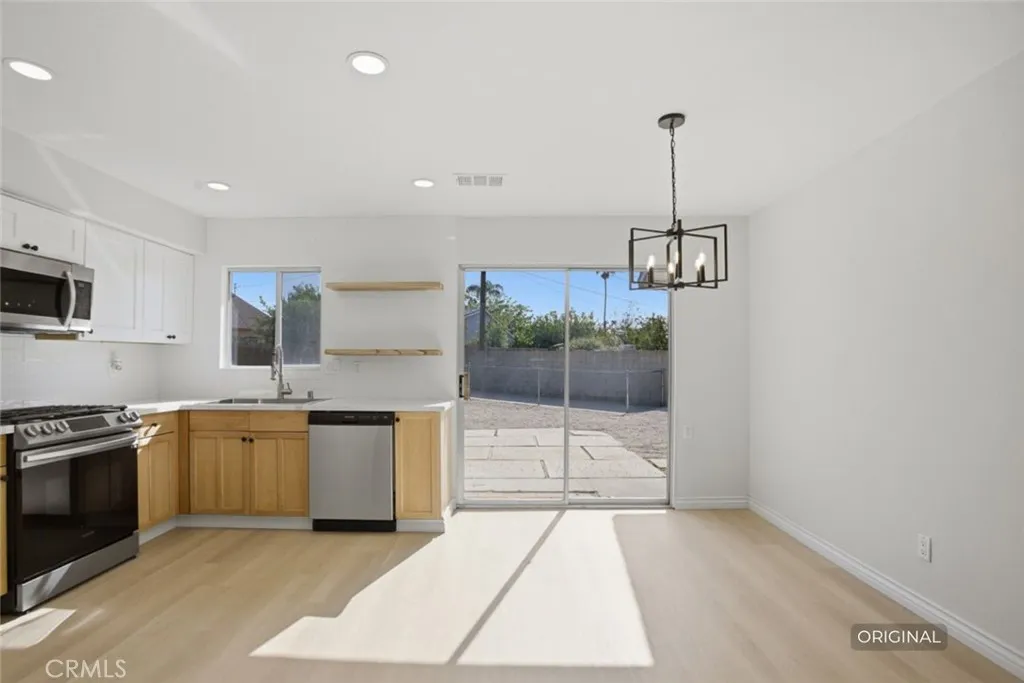 4063 Honeysuckle Street, Riverside, CA 92501 photo 3