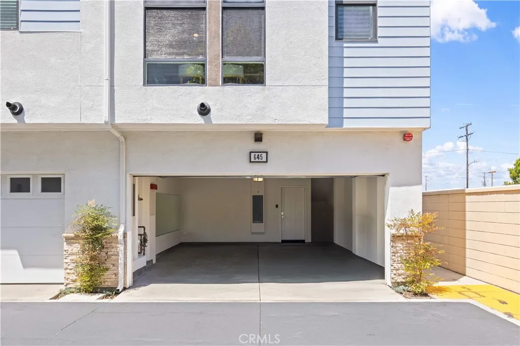 Additional image 23 of 645 W 17th St, Costa Mesa, CA 92627