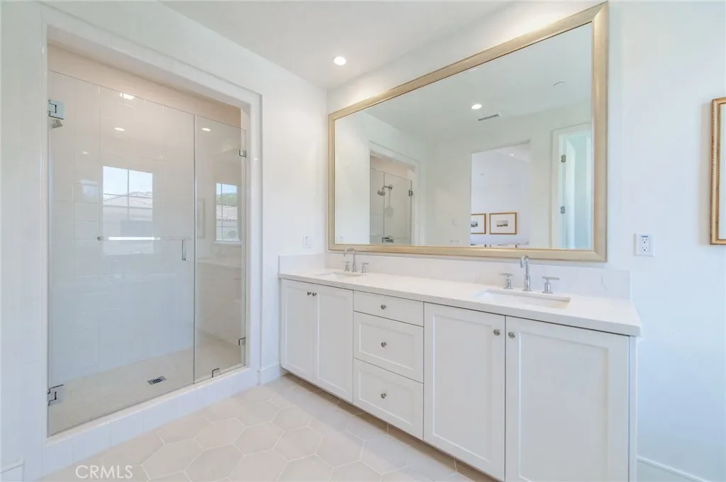 Additional image 87 of 154 Winnett, Irvine, CA 92602