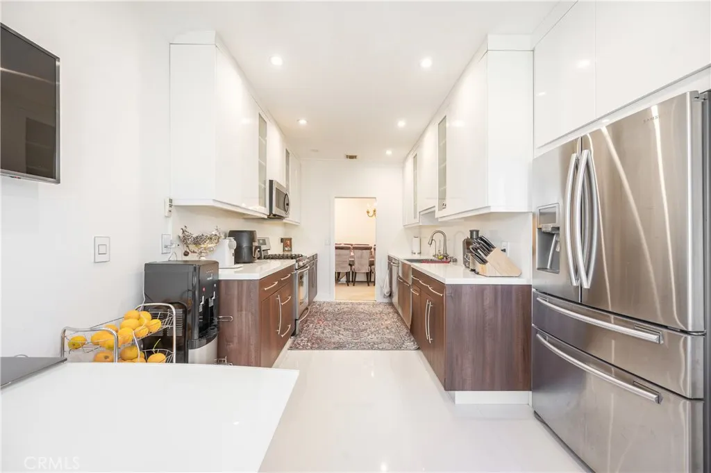 Additional image 14 of 11560 Moorpark Street Unit 204, North Hollywood, CA 91602
