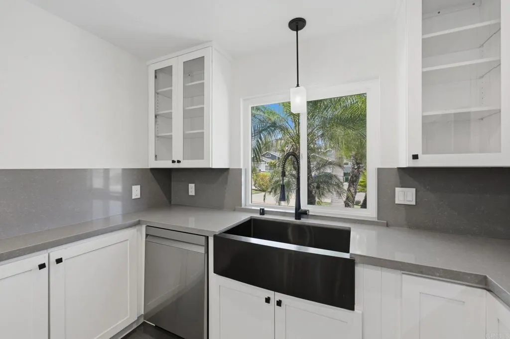 Additional image 65 of 1999 E Pointe Avenue, Carlsbad, CA 92008