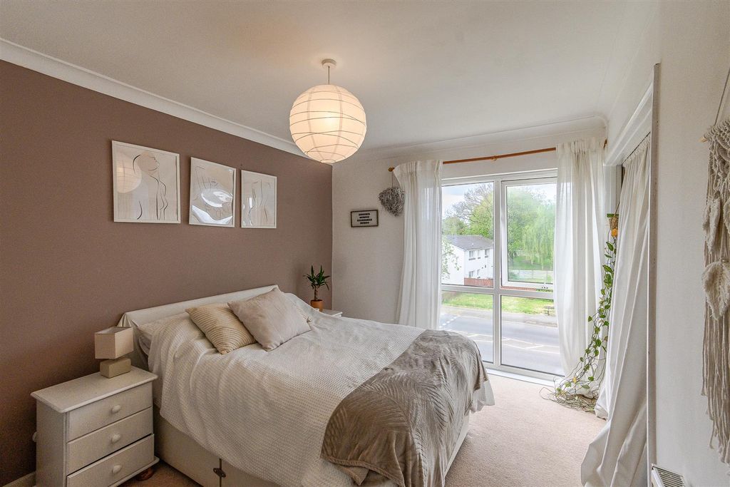 Additional image 5 of 2 bed flat for salePontypridd Road, Barry CF62