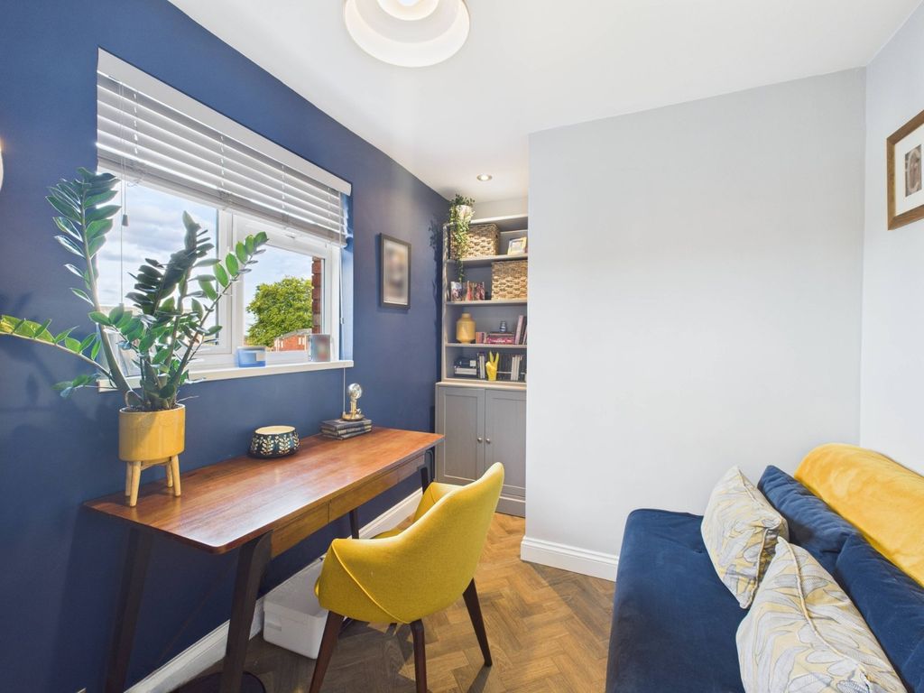 Additional image 7 of 3 bed maisonette for saleBurton Way, Windsor, Berkshire SL4