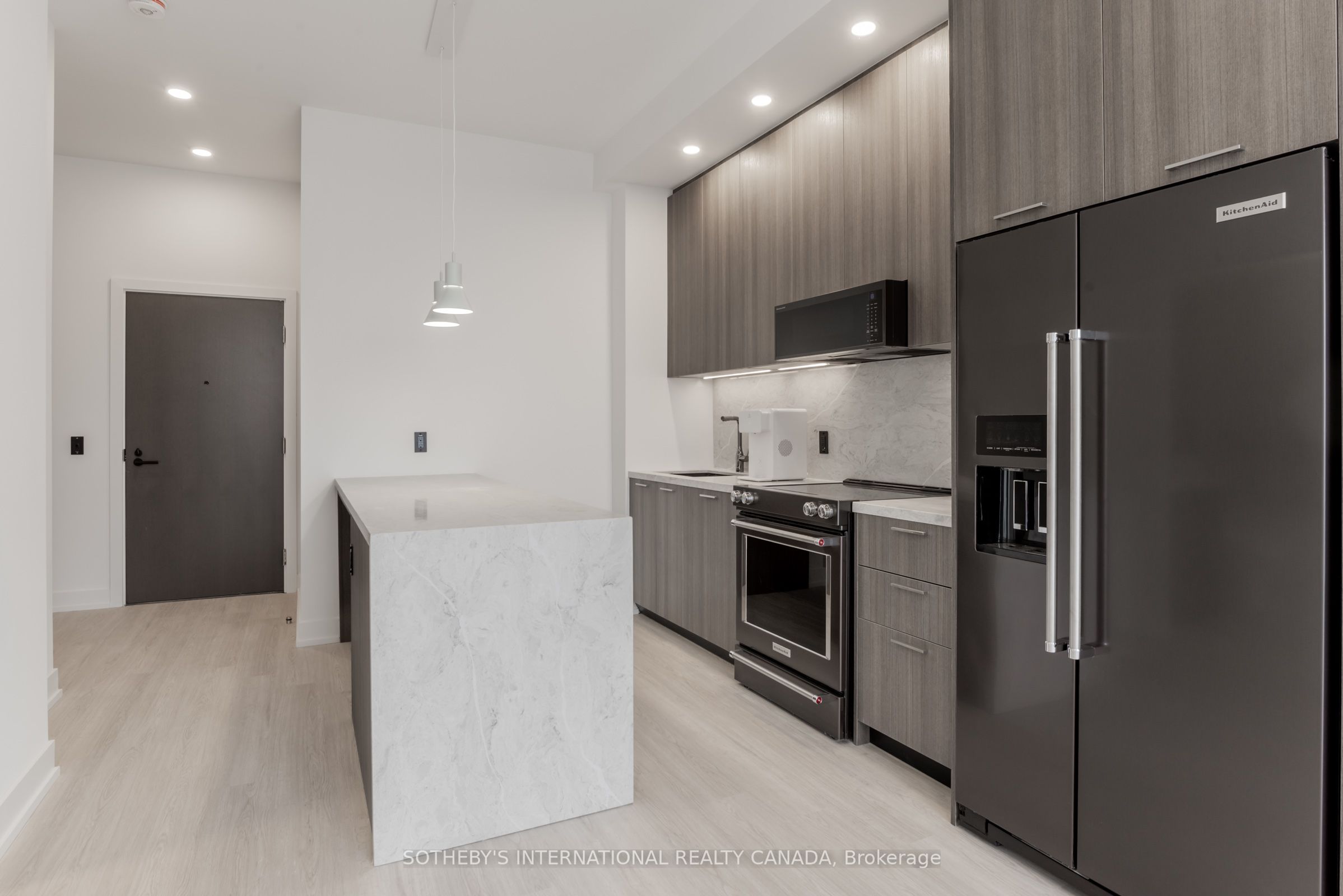 Additional image 4 of 505-31 York Garden Way, Toronto, ON, M6A 2V1