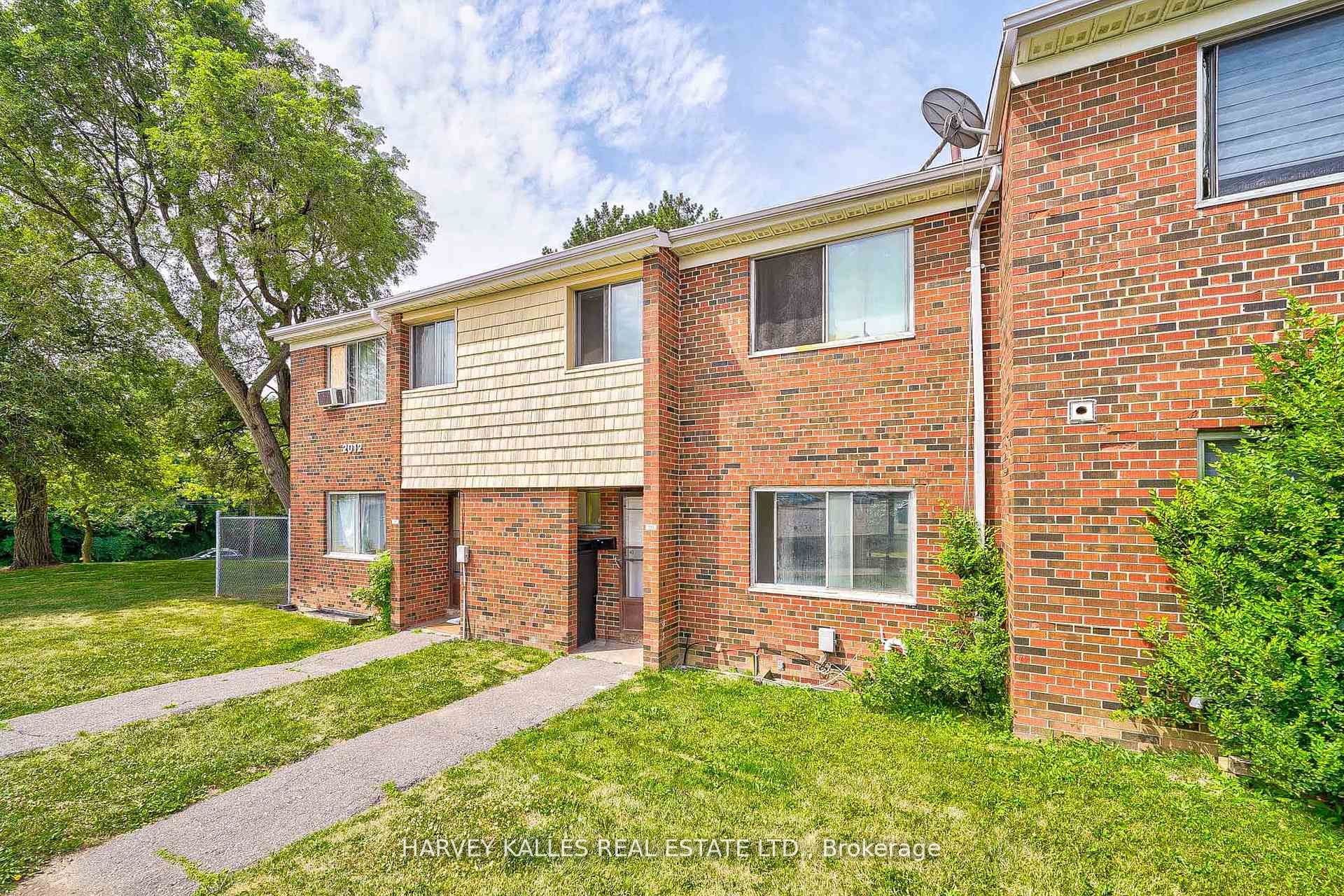 Additional image 3 of TH102-2012 Sheppard Avenue W, Toronto, ON, M3N 1A2