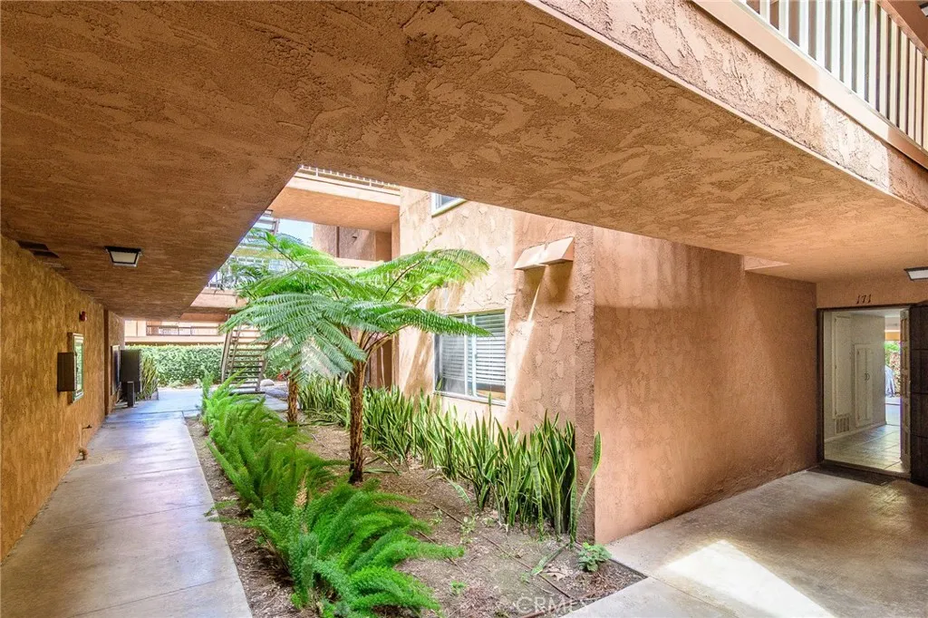 6600 Warner Avenue Unit 171, Huntington Beach, CA 92647