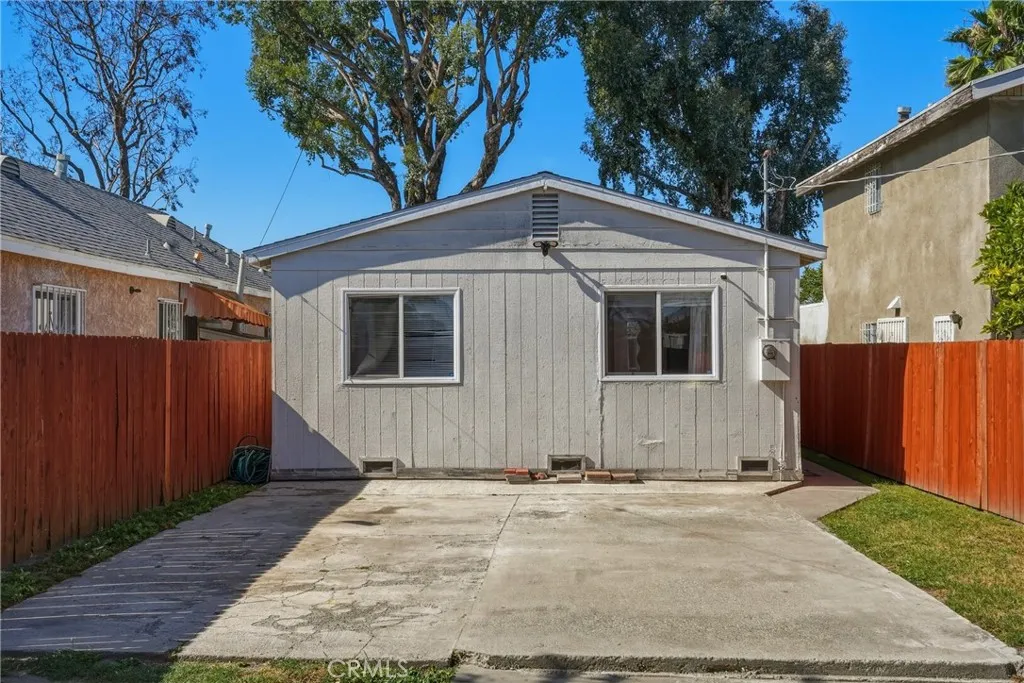 Additional image 67 of 1104 E 111th Drive, Los Angeles, CA 90059